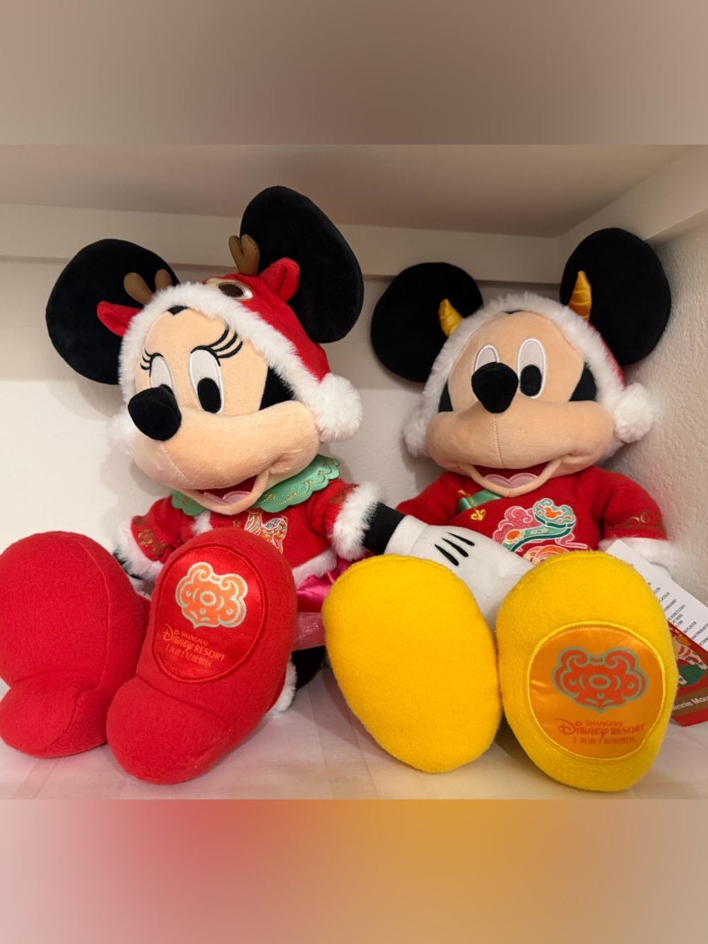 Disney Minnie and Mickey Plush Duo Year of the Ox 2021 Edition